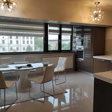 Lux Ultracentral * Craiova