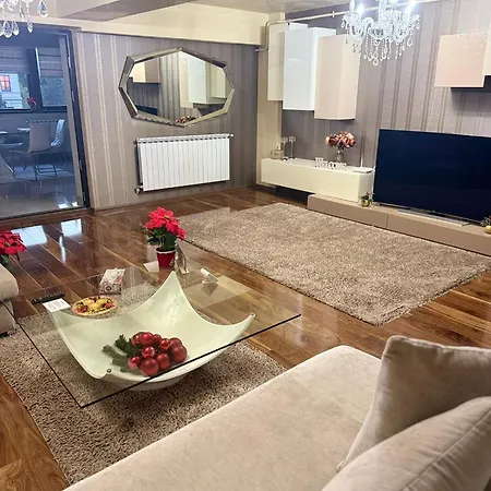 Apartment Lux Ultracentral *