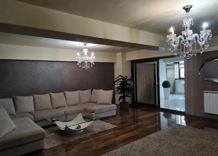 Lux Ultracentral Apartman Craiova