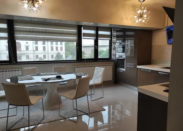 Lux Ultracentral * Craiova