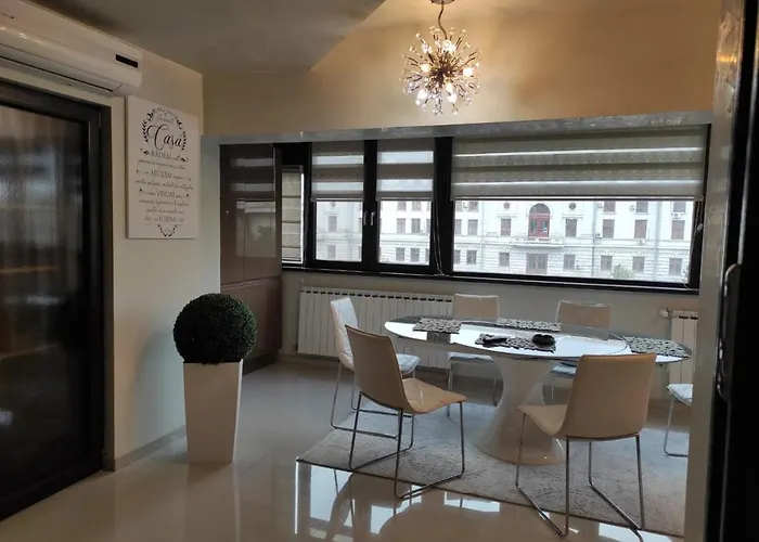 Lux Ultracentral Apartman *